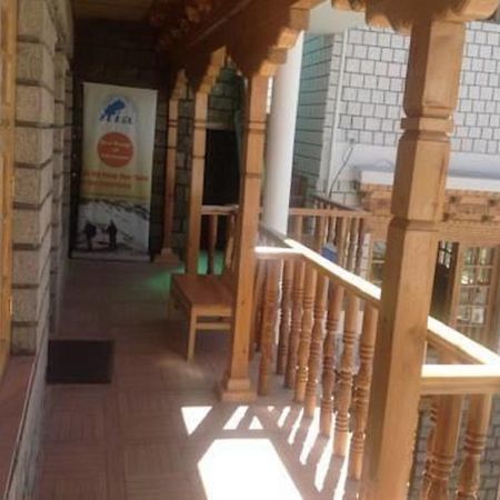 Nezer View Guest House Лех Екстер'єр фото