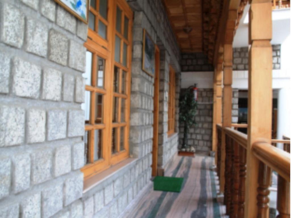 Nezer View Guest House Лех Екстер'єр фото
