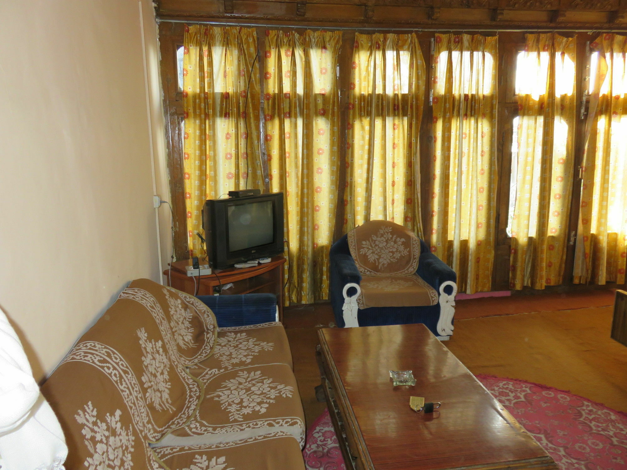 Nezer View Guest House Лех Екстер'єр фото